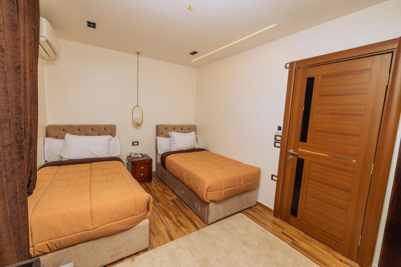 White Pyramids Inn Nazlat as Sammān 외부 사진